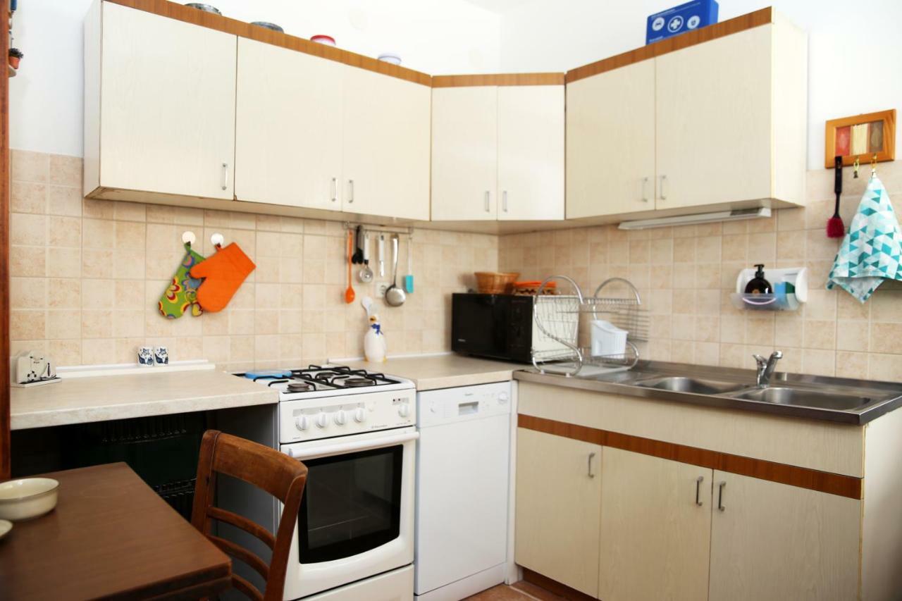 Seaside Apartment Tisno Exterior foto