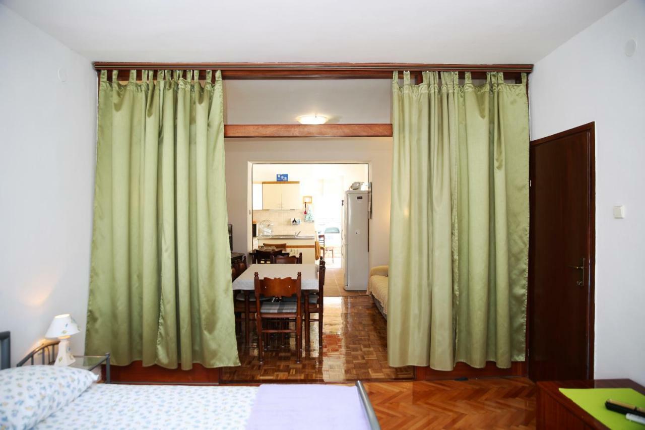 Seaside Apartment Tisno Exterior foto