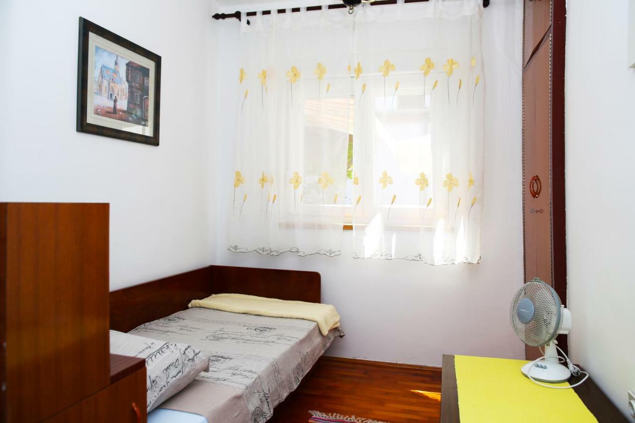 Seaside Apartment Tisno Exterior foto